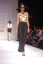 Model walk the ramp for Masaba Shivan Naresh Show at lakme fashion week 2012 on 2nd March 2012 (29).JPG